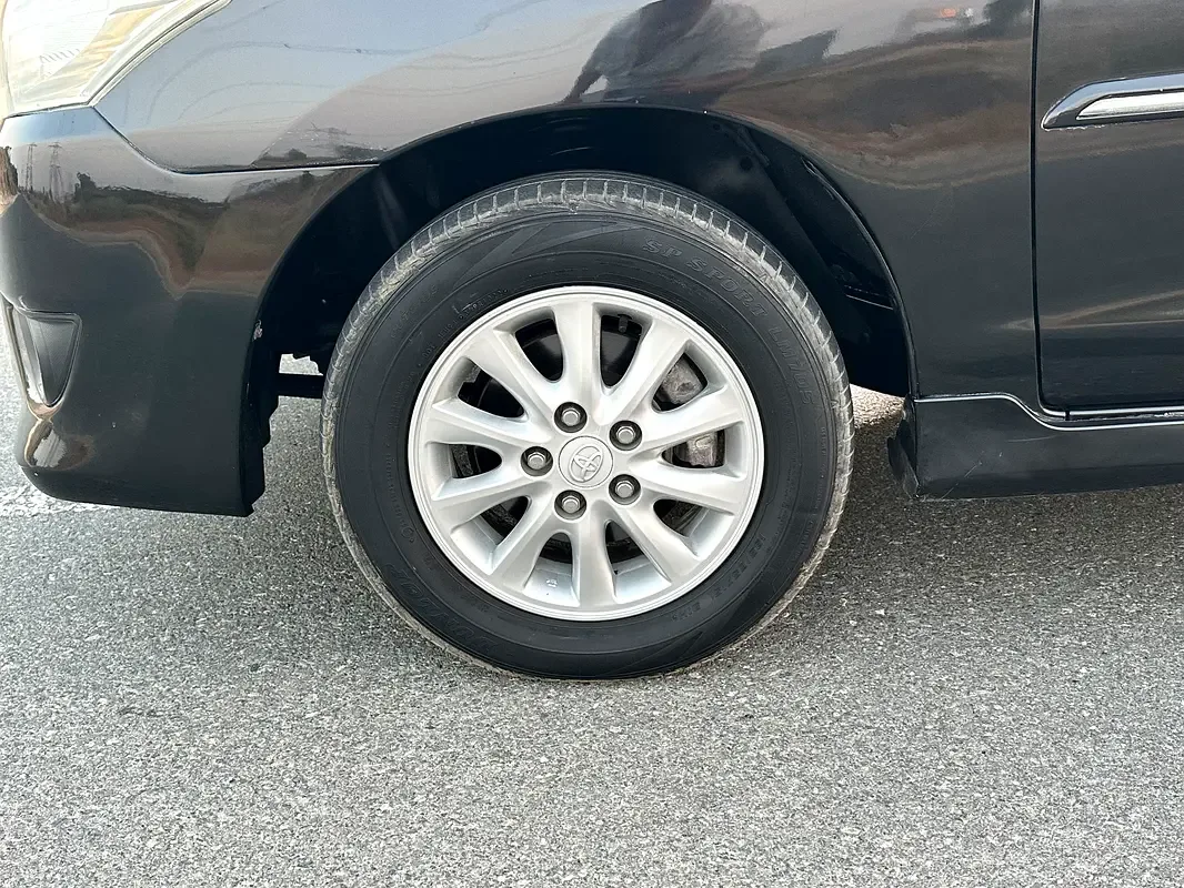 Toyota Innova 2.0 AT (136 hp) - 13