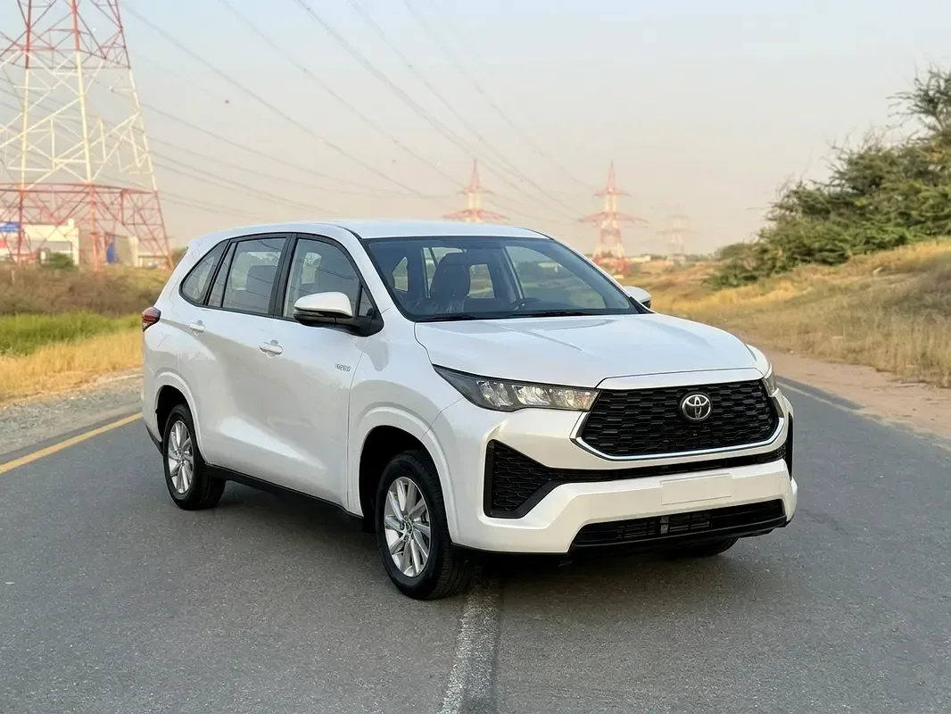 Toyota Innova 2.0 CVT (174 hp)