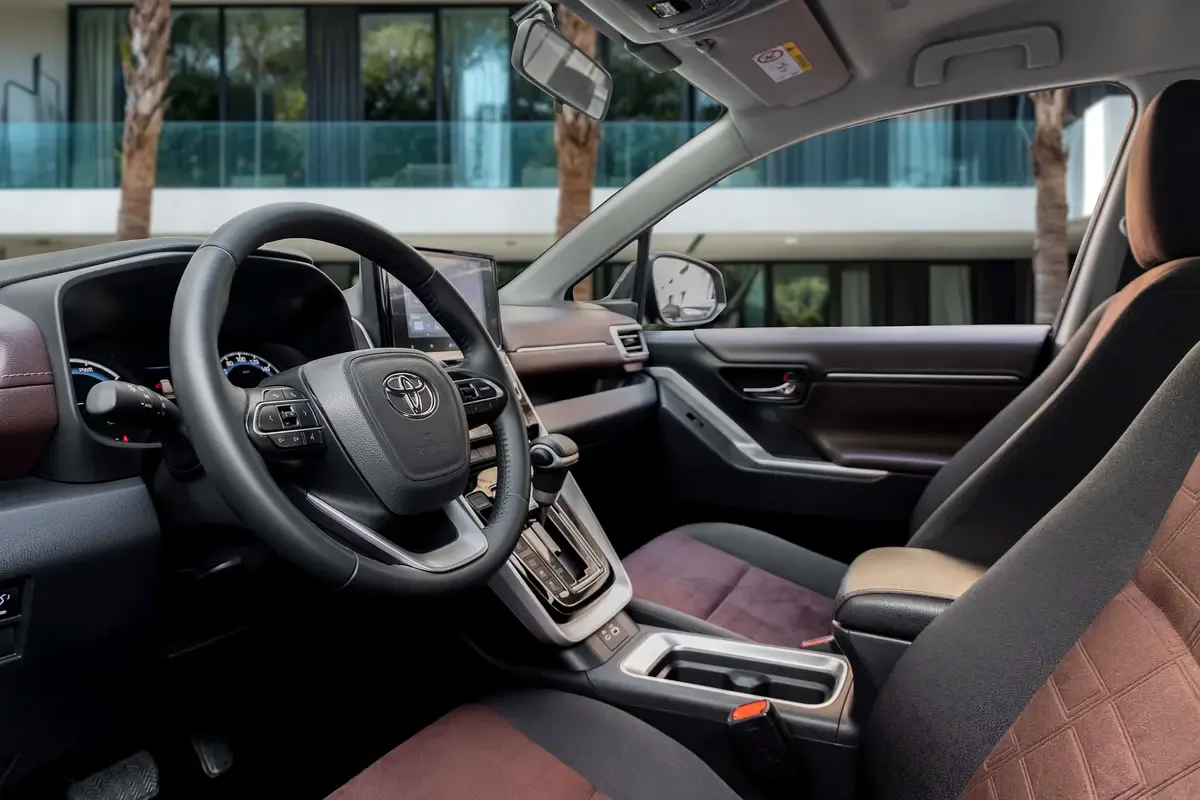 Toyota Innova 2.0 CVT (174 hp) - 9