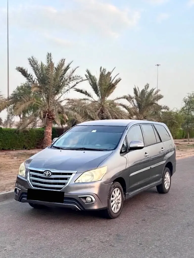 Toyota Innova 2.7 AT (163 hp)