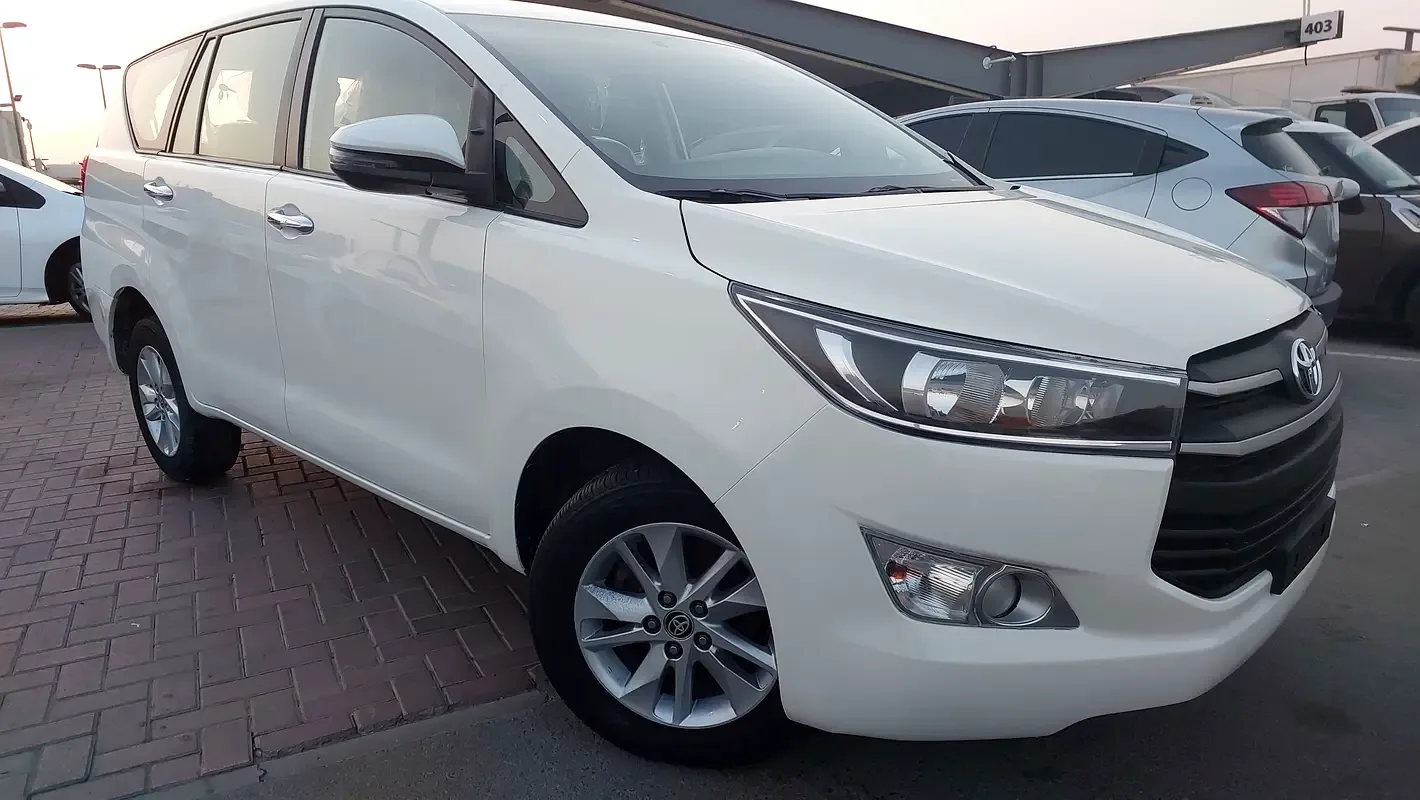 Toyota Innova 2.7 AT 8seat (158 hp)