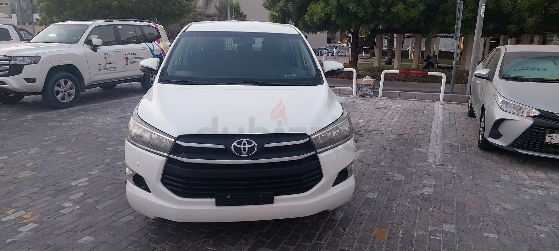 Toyota Innova 2.7 AT 8seat (158 hp)