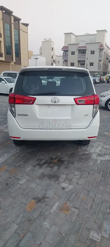 Toyota Innova 2.7 AT 8seat (158 حصان) - 5