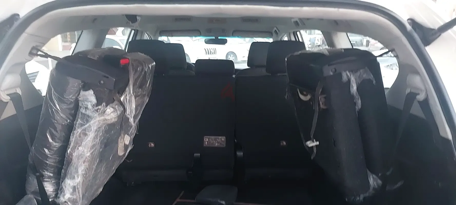 Toyota Innova 2.7 AT 8seat (158 حصان) - 12