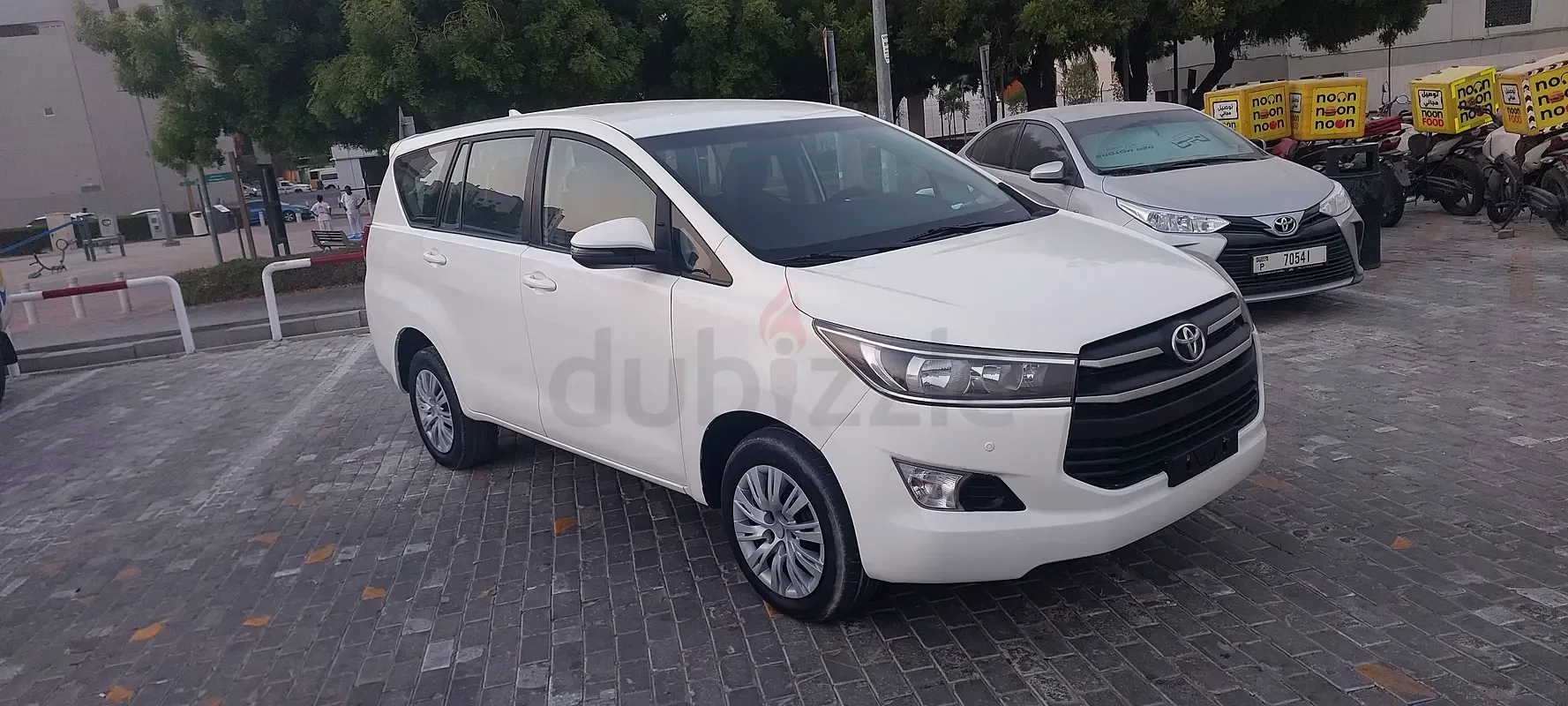 Toyota Innova 2.7 AT 8seat (158 حصان) - 10