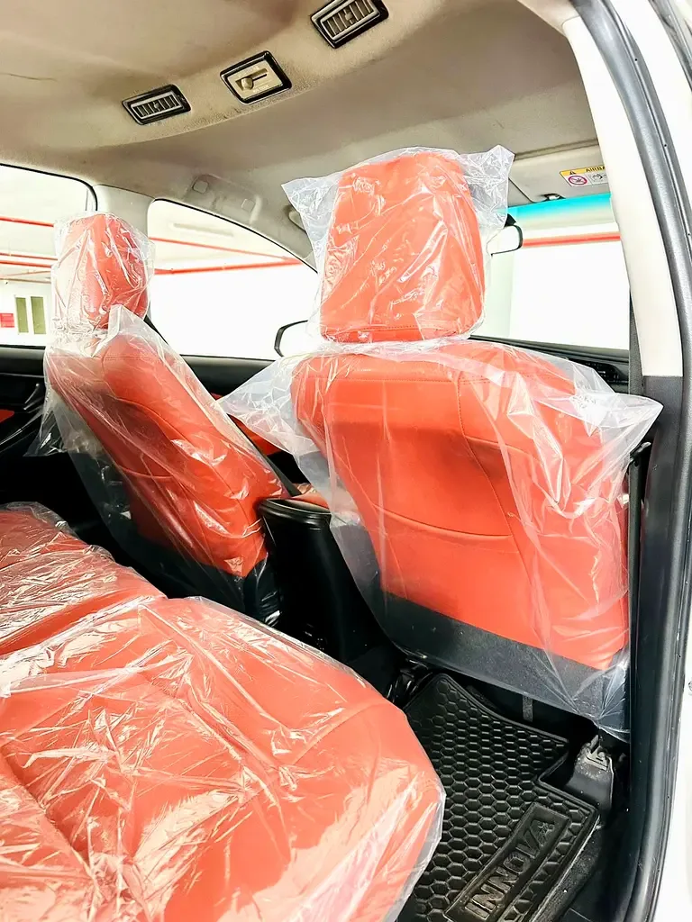 Toyota Innova 2.7 AT 8seat (158 حصان) - 4