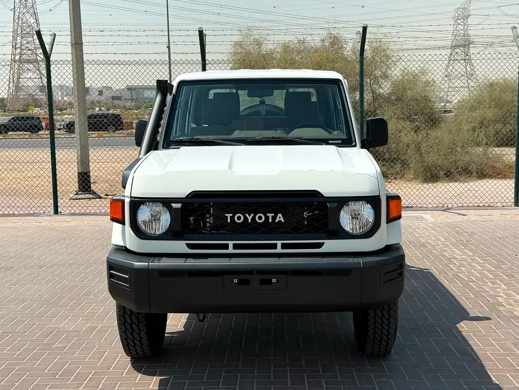 Toyota Land Cruiser 2.8 AT 4WD (204 hp)