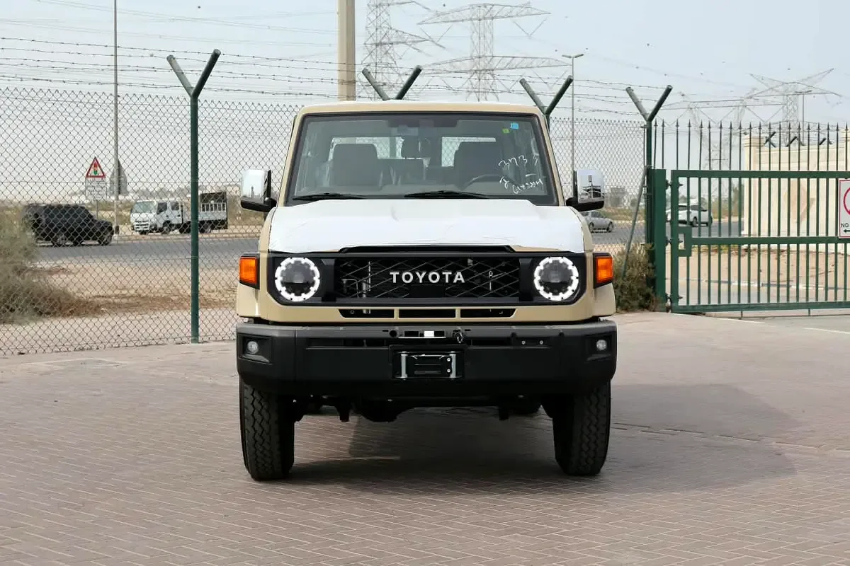Toyota Land Cruiser 2.8 AT AWD (204 حصان) - 2