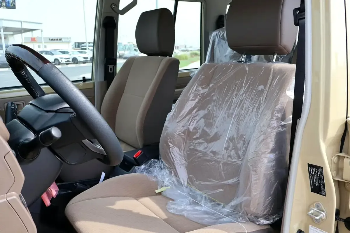 Toyota Land Cruiser 2.8 AT AWD (204 حصان) - 15