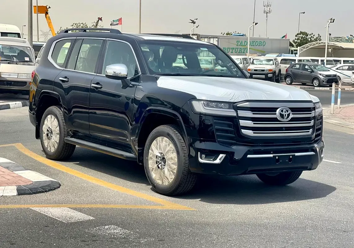 Toyota Land Cruiser 3.3 AT 4WD (299 hp)
