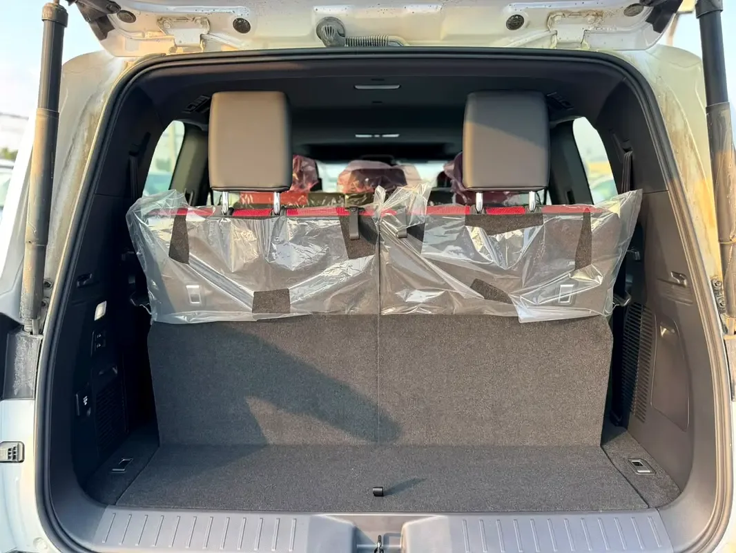Toyota Land Cruiser 3.3 AT 4WD (299 hp) - 6