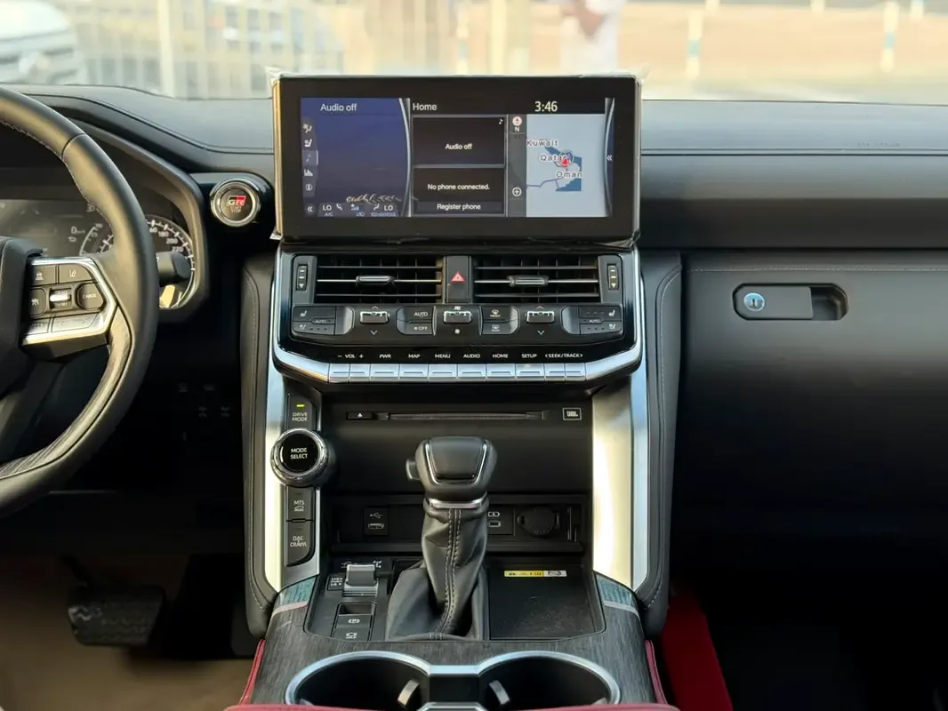 Toyota Land Cruiser 3.3 AT 4WD (299 hp) - 11