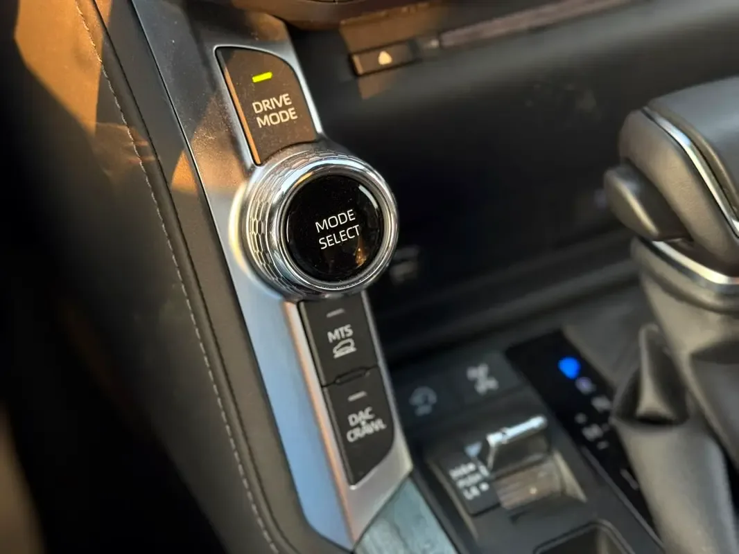Toyota Land Cruiser 3.3 AT 4WD (299 hp) - 13