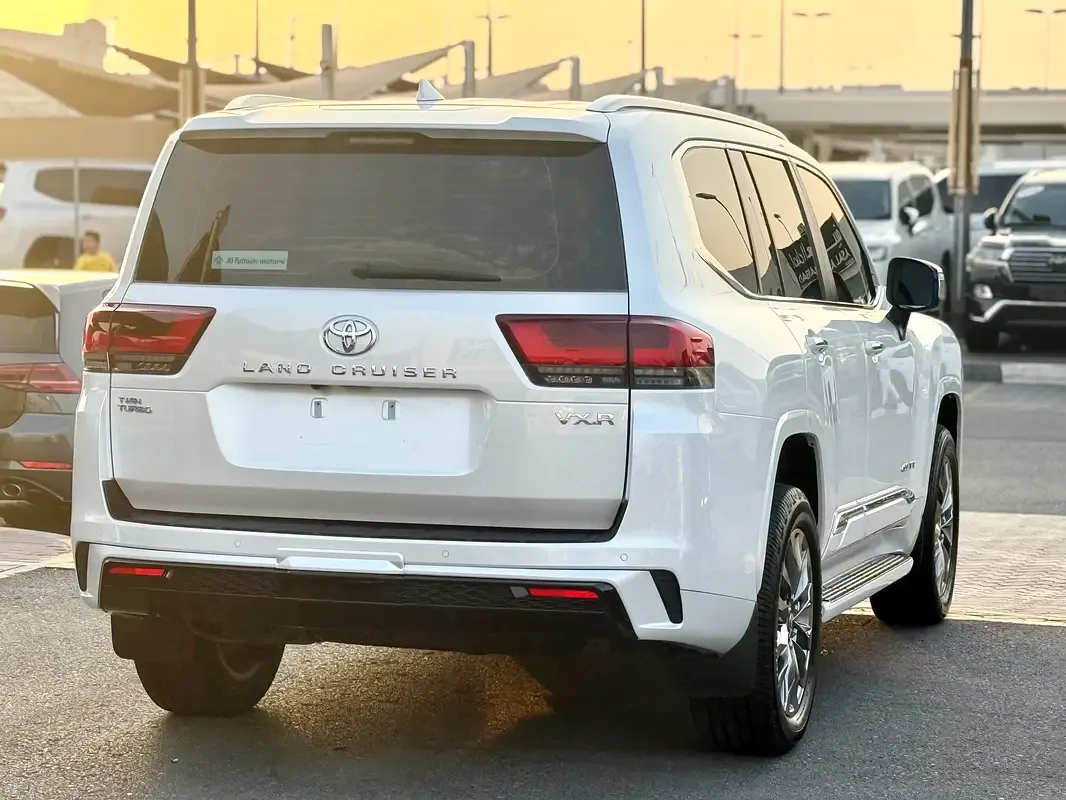 Toyota Land Cruiser 3.4 AT AWD (309 حصان) - 10