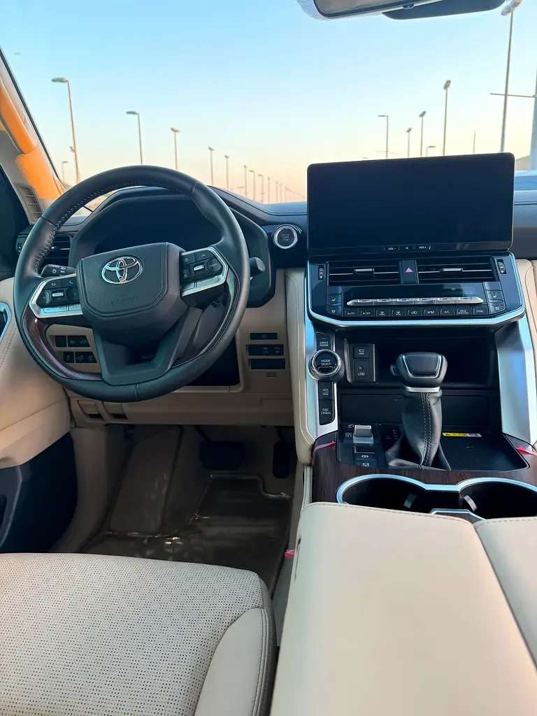 Toyota Land Cruiser 3.4 AT AWD (309 حصان) - 15