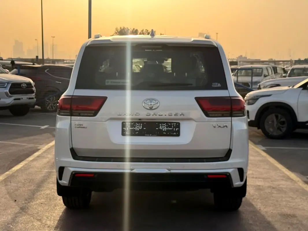 Toyota Land Cruiser 3.4 AT AWD (309 hp) - 4