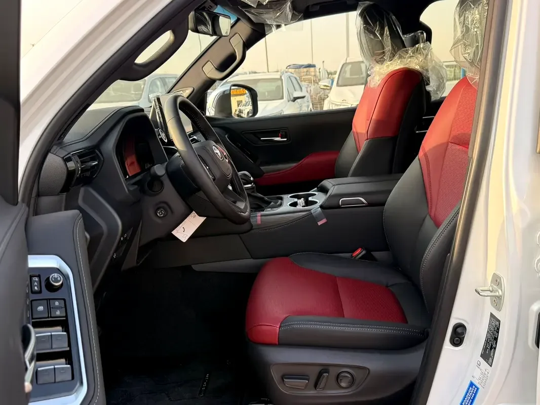 Toyota Land Cruiser 3.4 AT AWD (309 hp) - 11