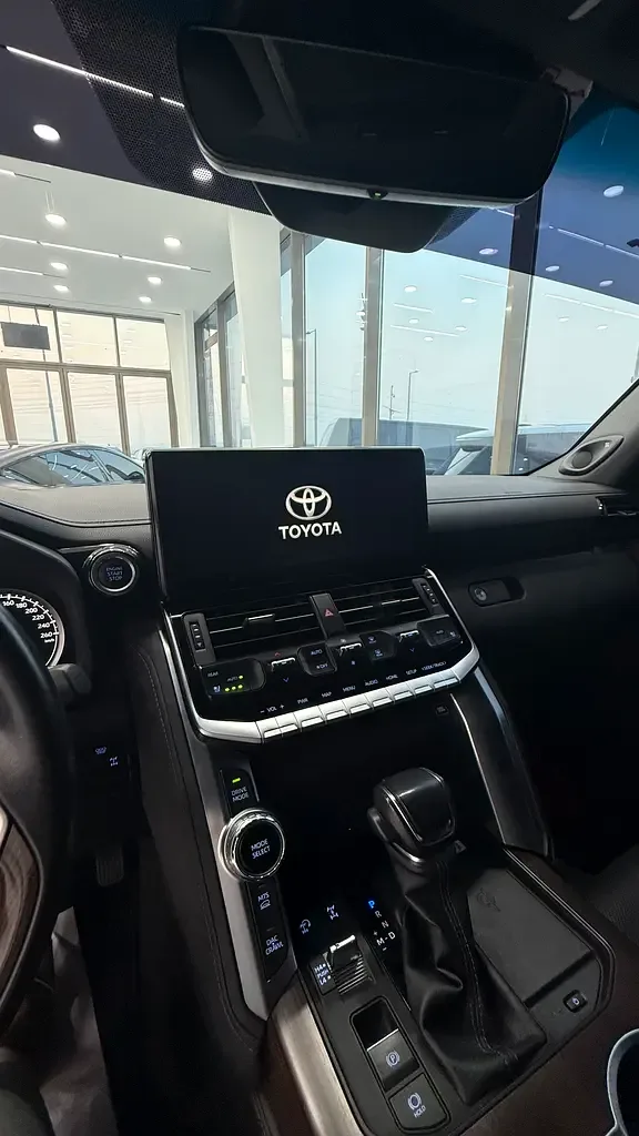 Toyota Land Cruiser 3.4 AT AWD (309 hp) - 12