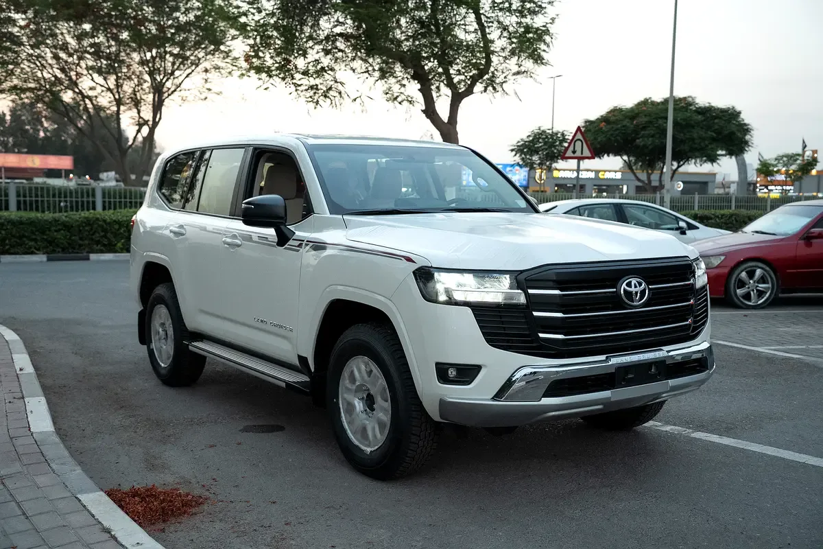 Toyota Land Cruiser 3.4 AT AWD (415 hp)