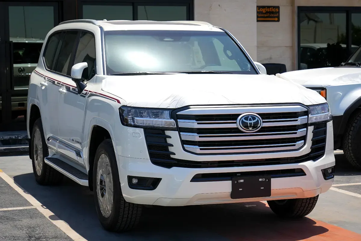 Toyota Land Cruiser 3.4 AT AWD (415 hp)