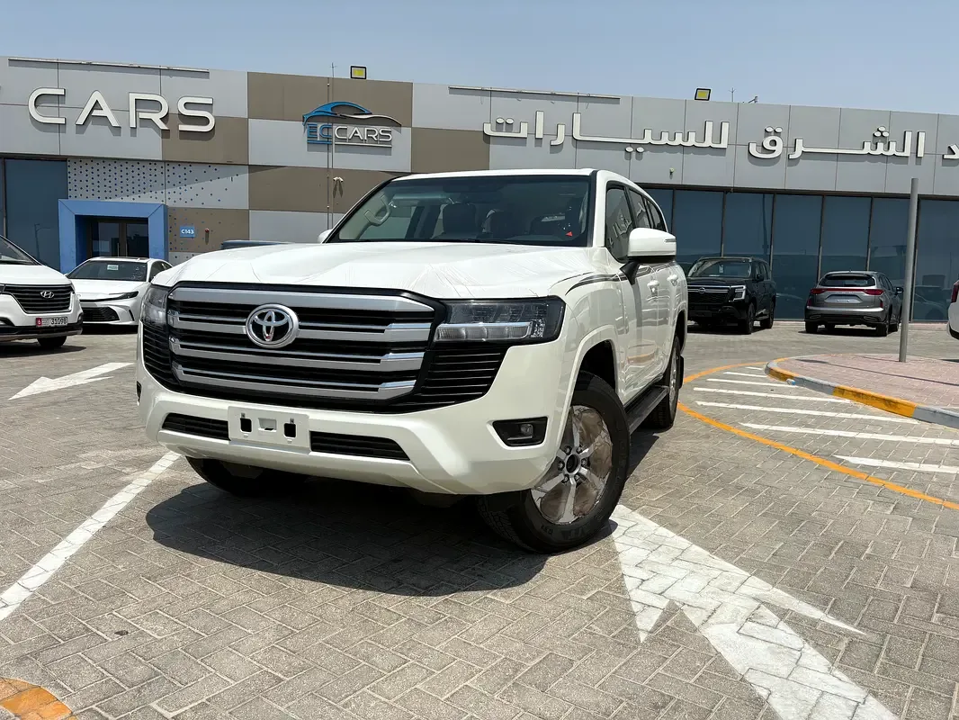 Toyota Land Cruiser 3.4 AT AWD (415 hp)