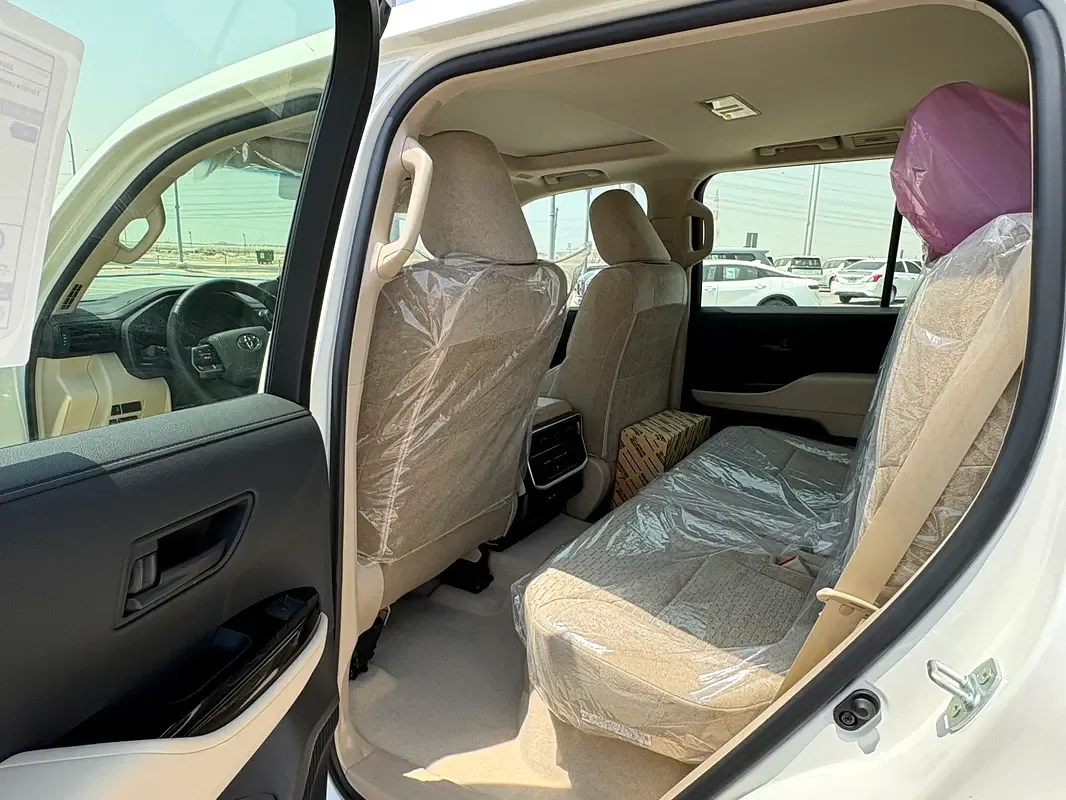 Toyota Land Cruiser 3.4 AT AWD (415 hp) - 6