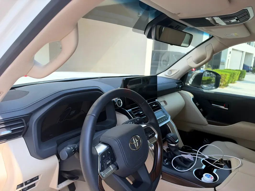 Toyota Land Cruiser 3.4 AT AWD (415 hp) - 11