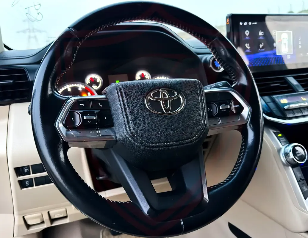 Toyota Land Cruiser 3.4 AT AWD (415 hp) - 13