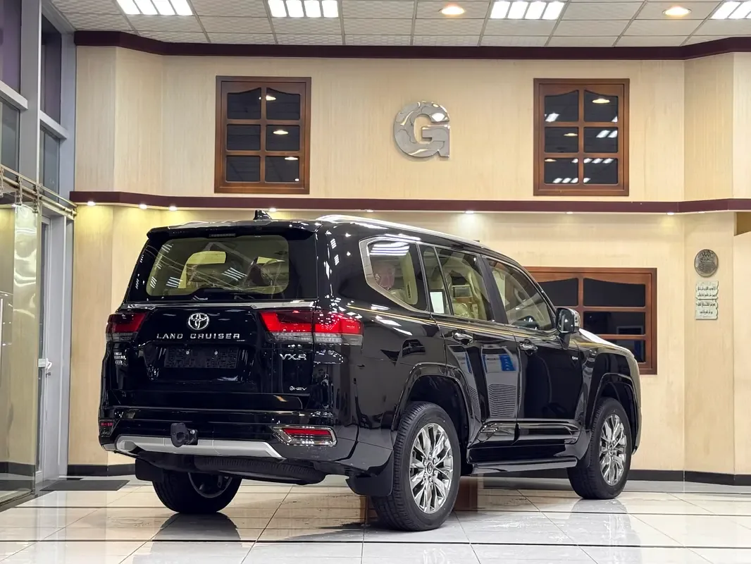 Toyota Land Cruiser 3.4 AT AWD (457 حصان) - 2
