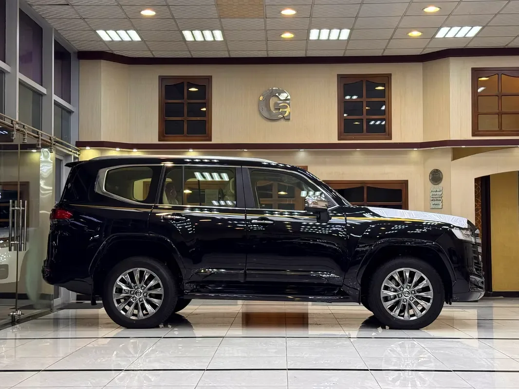 Toyota Land Cruiser 3.4 AT AWD (457 حصان) - 7