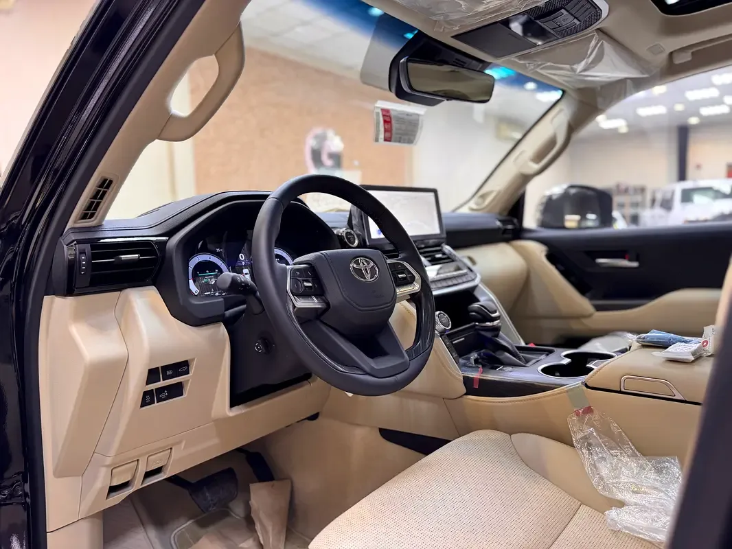Toyota Land Cruiser 3.4 AT AWD (457 حصان) - 9