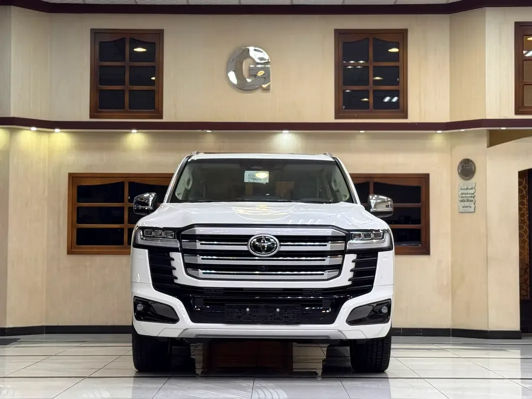 Toyota Land Cruiser 3.4 AT AWD (457 hp) - 3