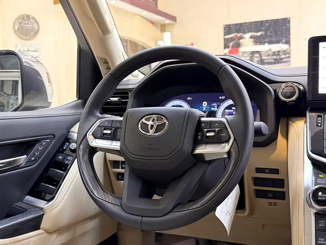 Toyota Land Cruiser 3.4 AT AWD (457 hp) - 16