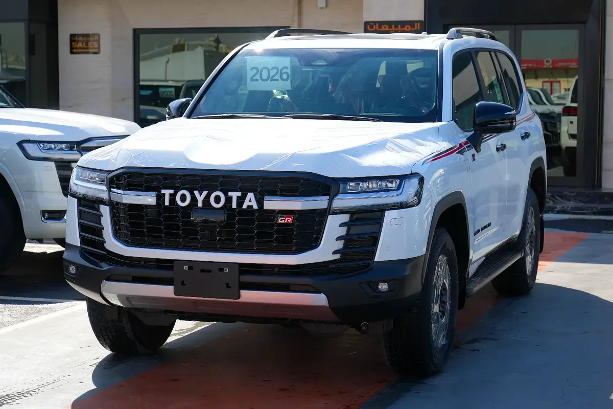Toyota Land Cruiser 3.5 AT 4WD (415 حصان) - 3
