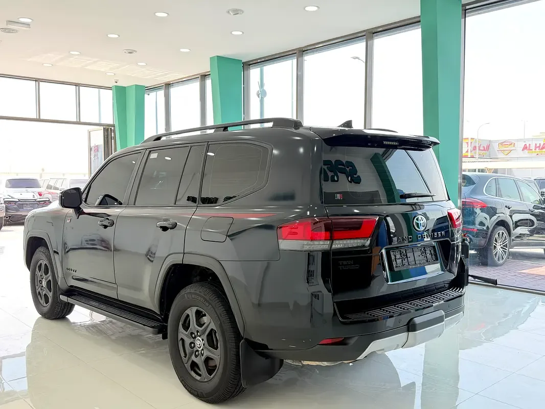 Toyota Land Cruiser 3.5 AT 4WD (415 hp) - 10