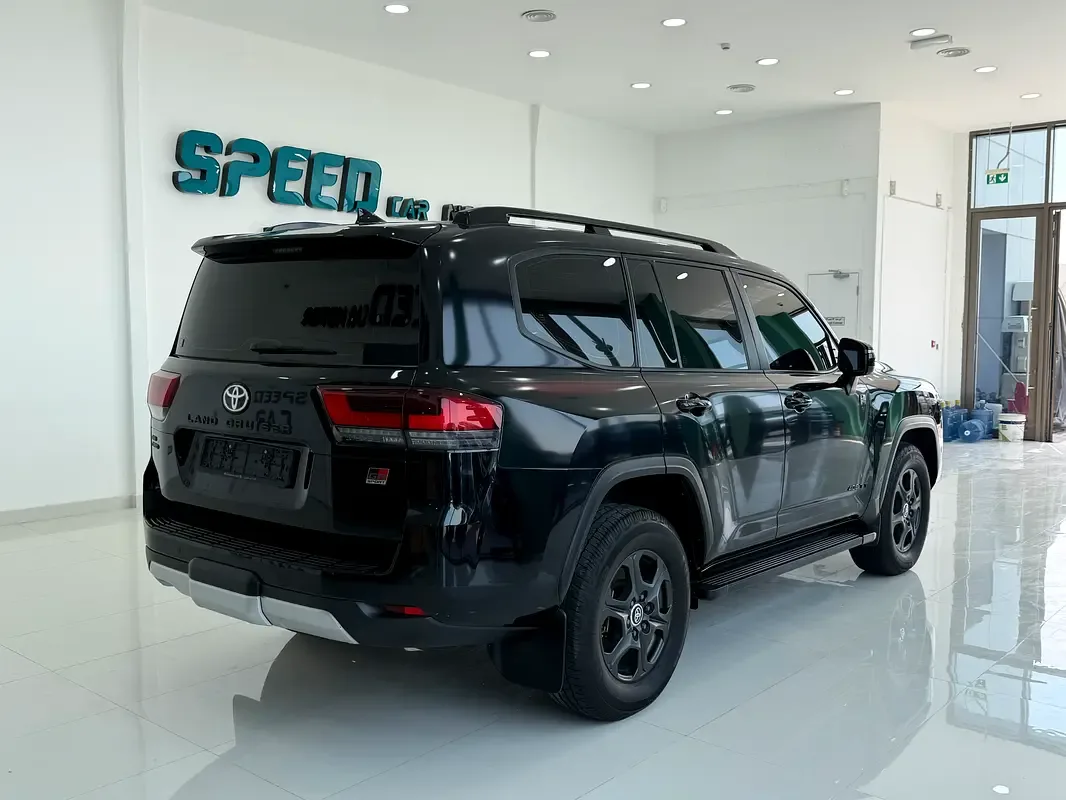 Toyota Land Cruiser 3.5 AT 4WD (415 hp) - 14