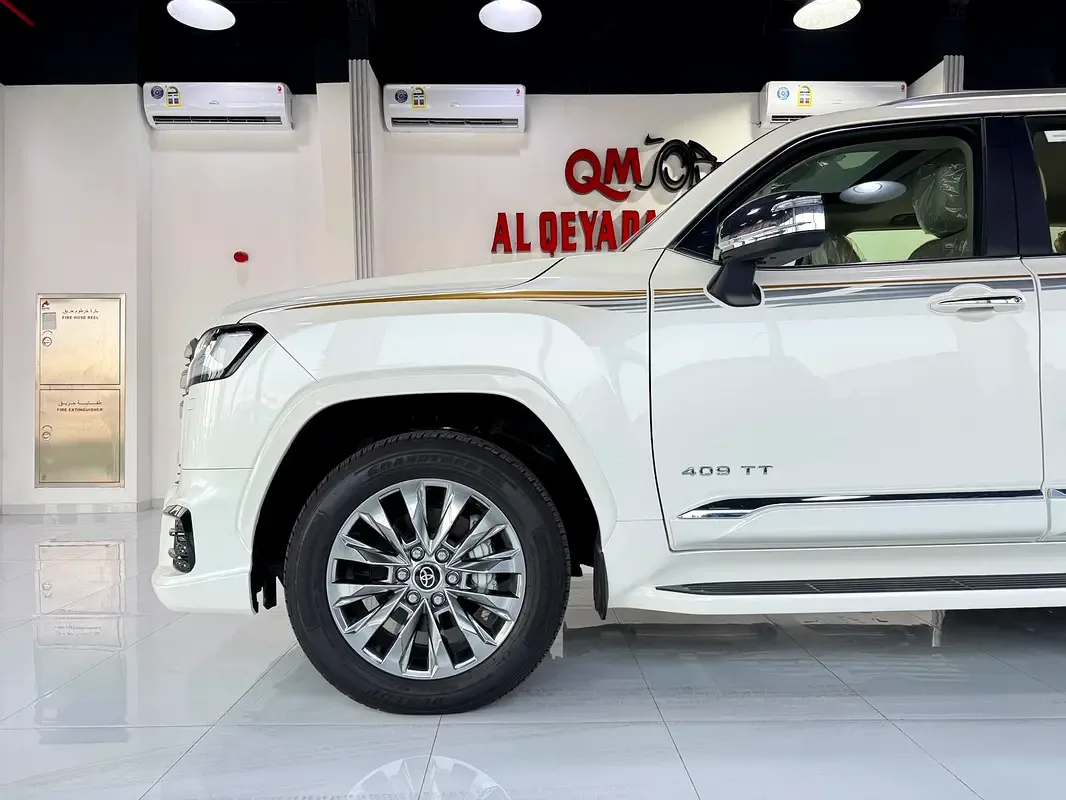 Toyota Land Cruiser 3.5 AT 4WD (415 hp) - 12
