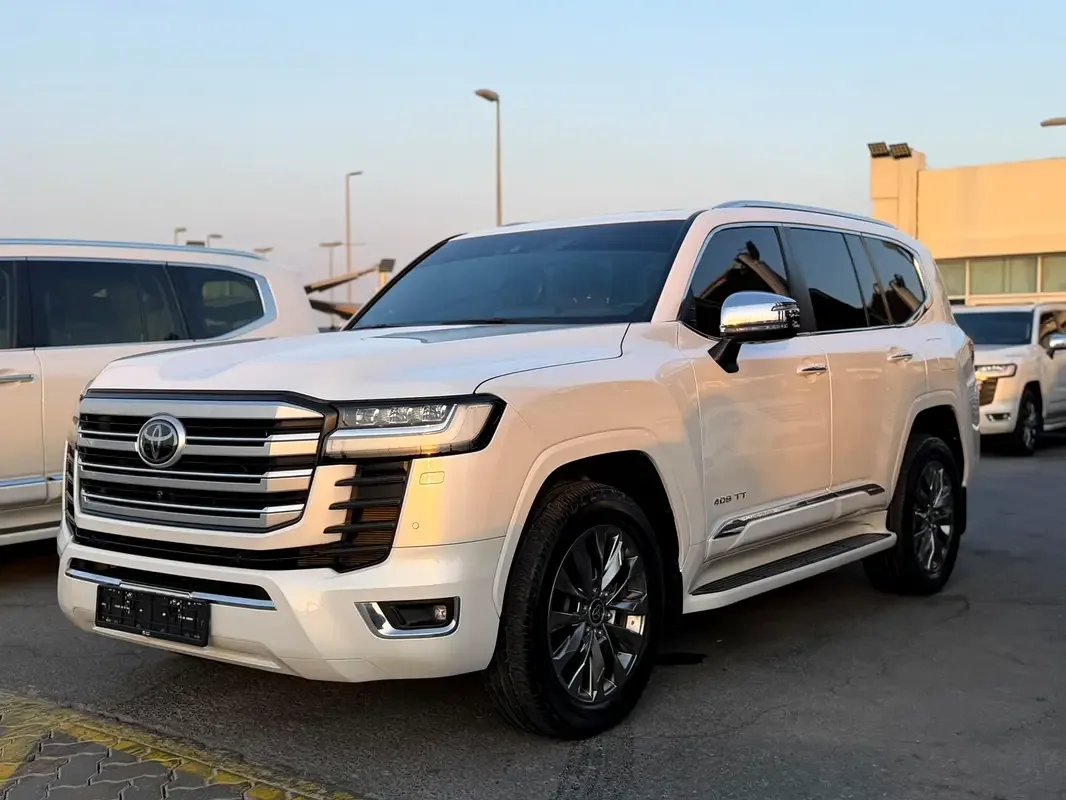 Toyota Land Cruiser 3.5 AT 4WD (415 حصان) - 4