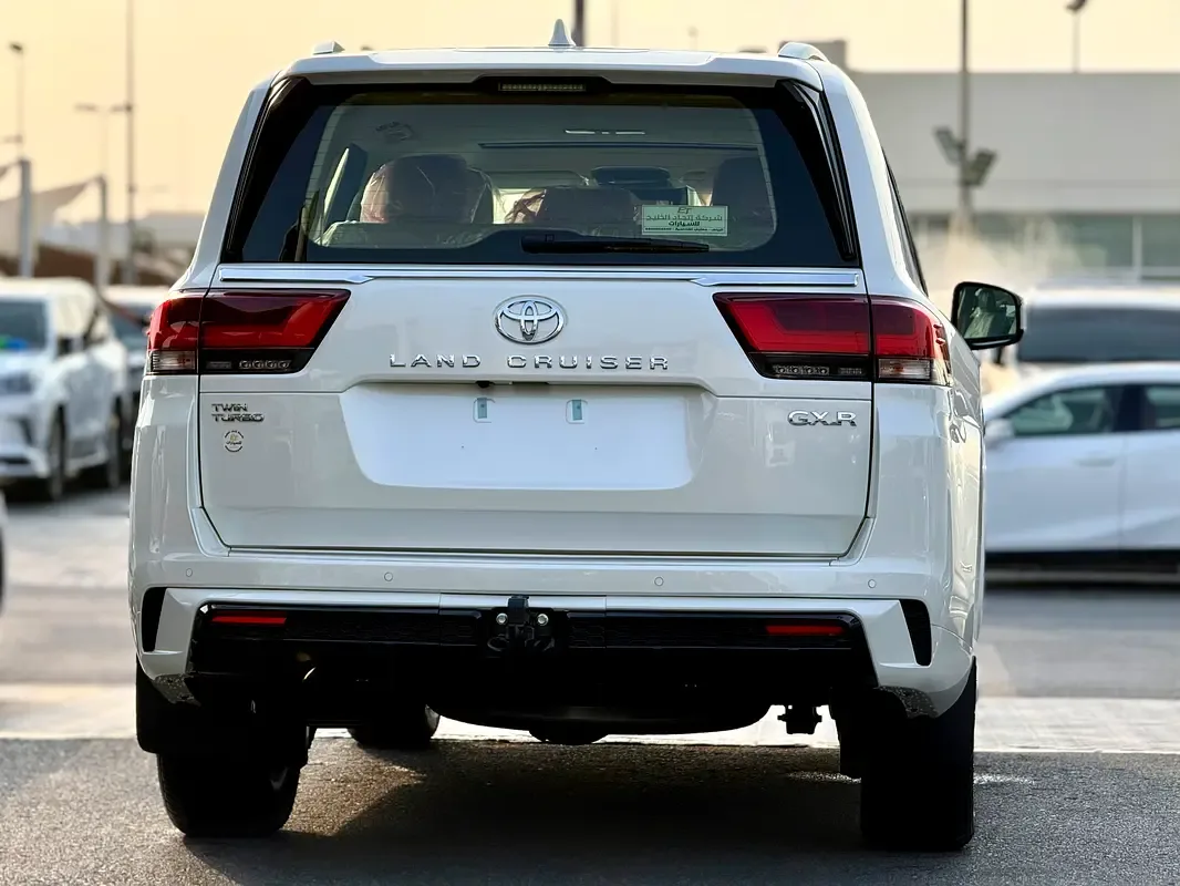 Toyota Land Cruiser 3.5 AT 4WD (415 حصان) - 12