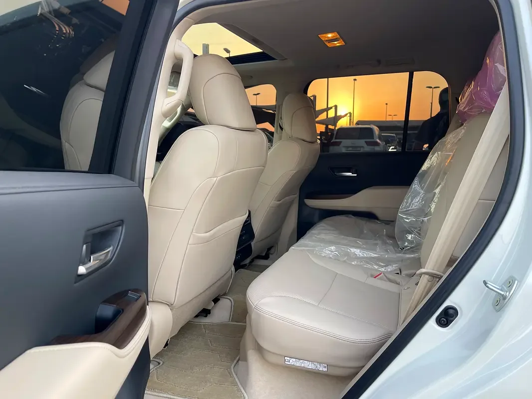 Toyota Land Cruiser 3.5 AT 4WD (415 حصان) - 12