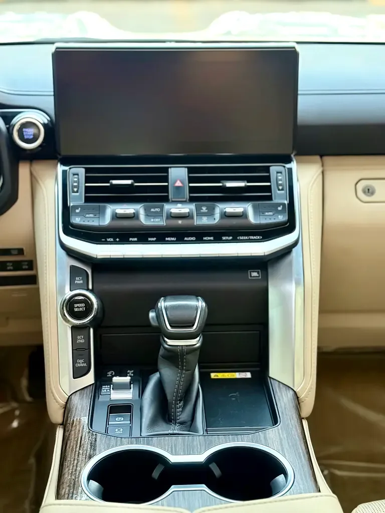 Toyota Land Cruiser 3.5 AT 4WD (415 حصان) - 19