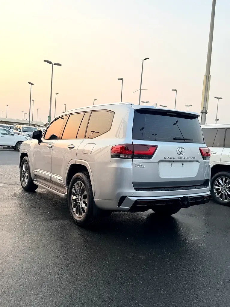 Toyota Land Cruiser 3.5 AT 4WD (415 حصان) - 5