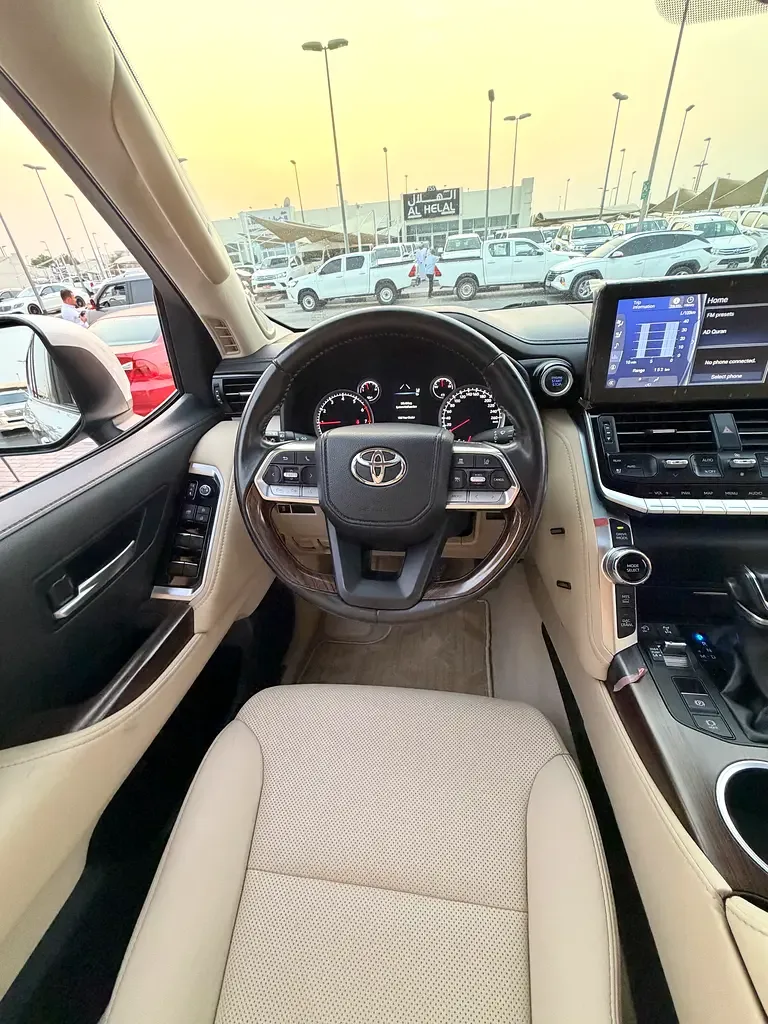 Toyota Land Cruiser 3.5 AT 4WD (415 حصان) - 12