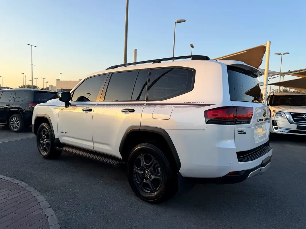 Toyota Land Cruiser 3.5 AT 4WD (415 hp) - 4