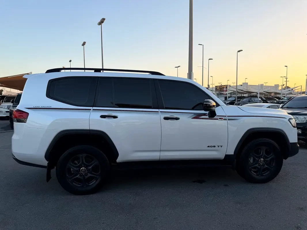 Toyota Land Cruiser 3.5 AT 4WD (415 hp) - 8