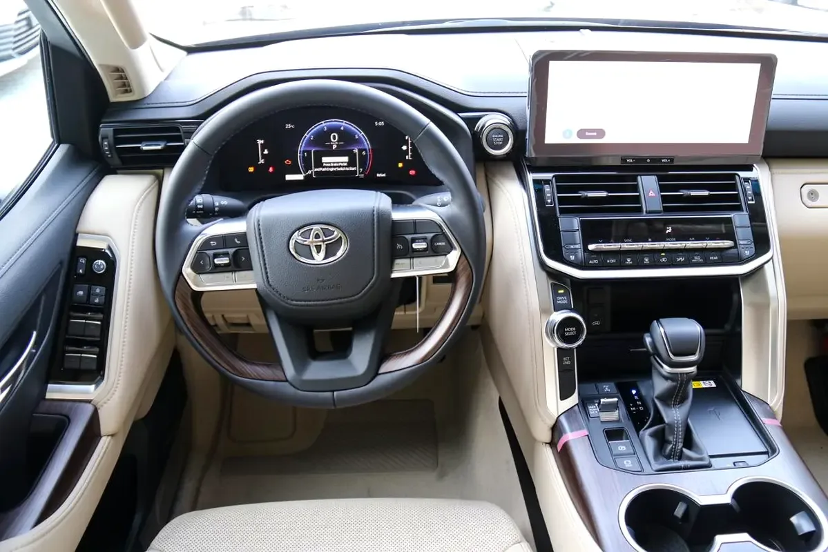 Toyota Land Cruiser 3.5 AT 4WD (415 حصان) - 9