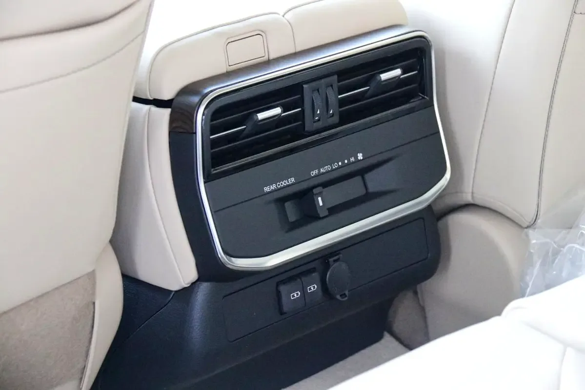 Toyota Land Cruiser 3.5 AT 4WD (415 حصان) - 18