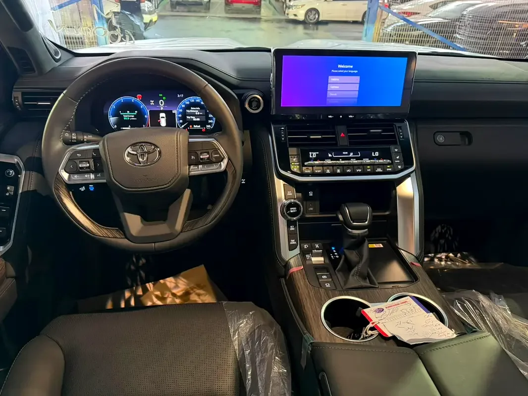 Toyota Land Cruiser 3.5 AT 4WD (415 hp) - 8