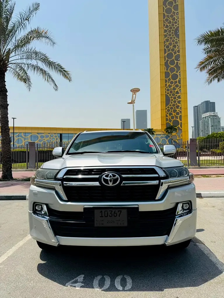 Toyota Land Cruiser 3.5 AT 4WD (415 حصان) - 4