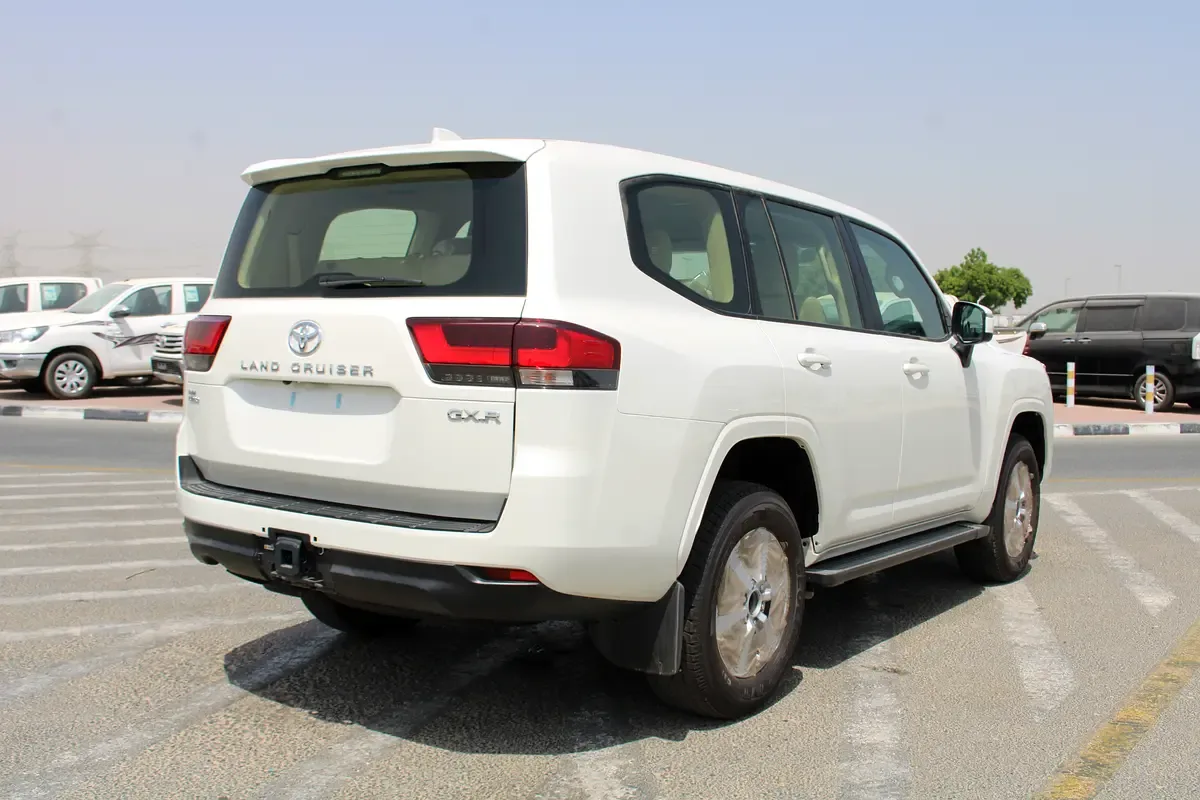 Toyota Land Cruiser 3.5 AT 4WD (415 حصان) - 4